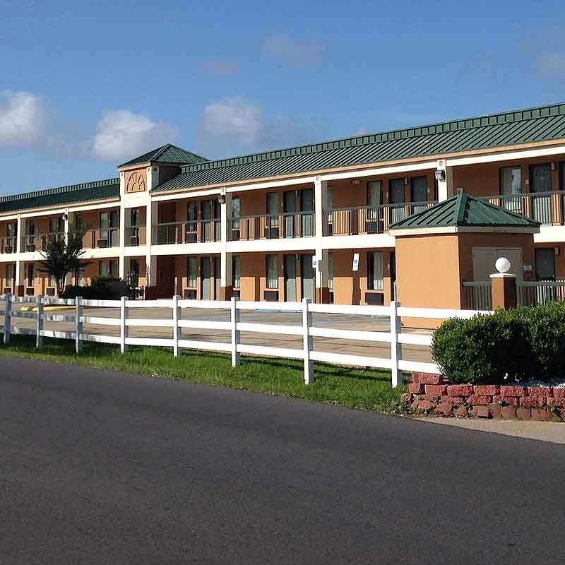 Econo Lodge Inn & Suites Ocean Springs - Biloxi Exterior photo